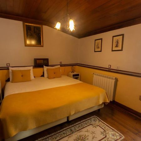 Quintal De Alem Do Ribeiro-Turismo Rural Lousa  Ngoại thất bức ảnh