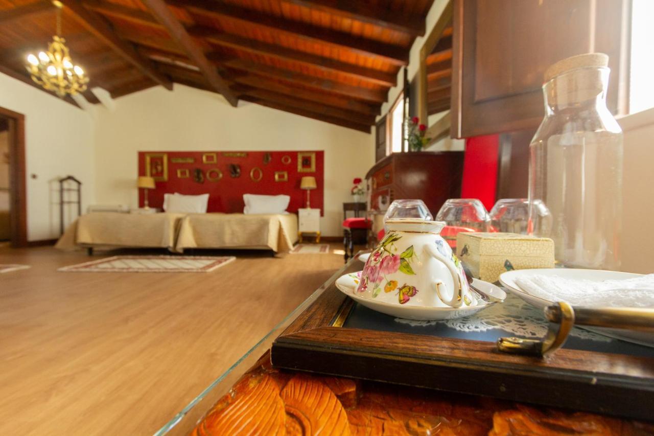 Quintal De Alem Do Ribeiro-Turismo Rural Lousa  Ngoại thất bức ảnh
