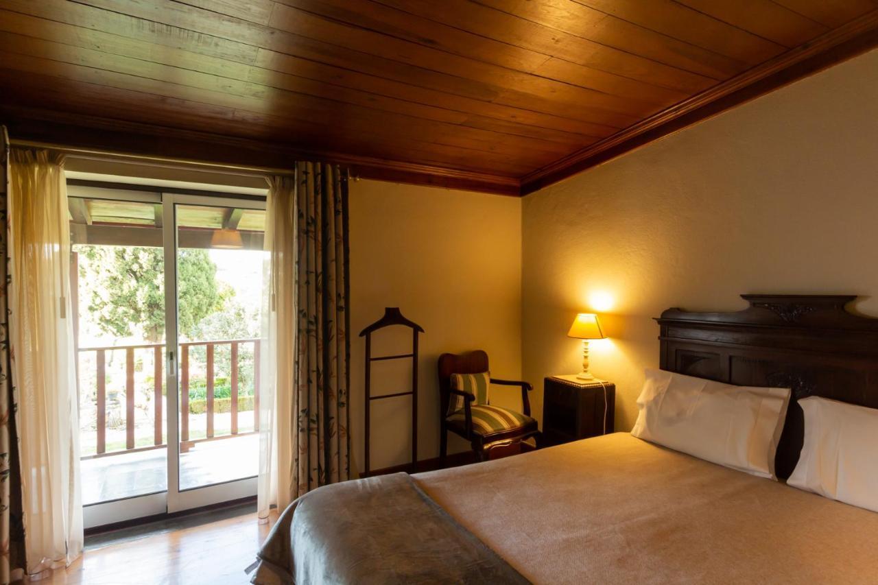 Quintal De Alem Do Ribeiro-Turismo Rural Lousa  Ngoại thất bức ảnh