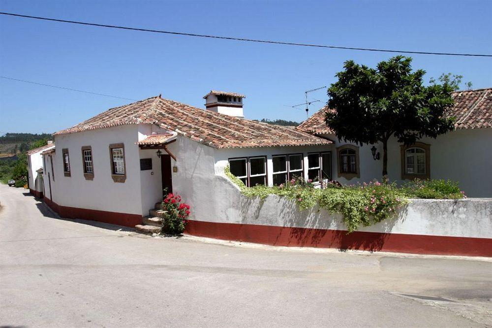 Quintal De Alem Do Ribeiro-Turismo Rural Lousa  Ngoại thất bức ảnh